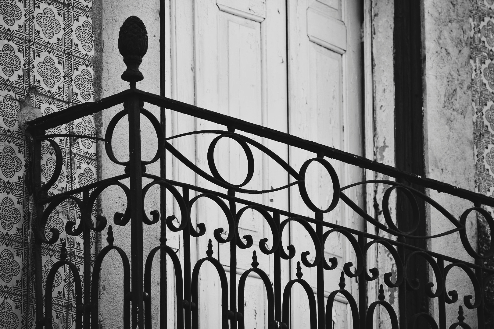 ojos-en-el-balcon